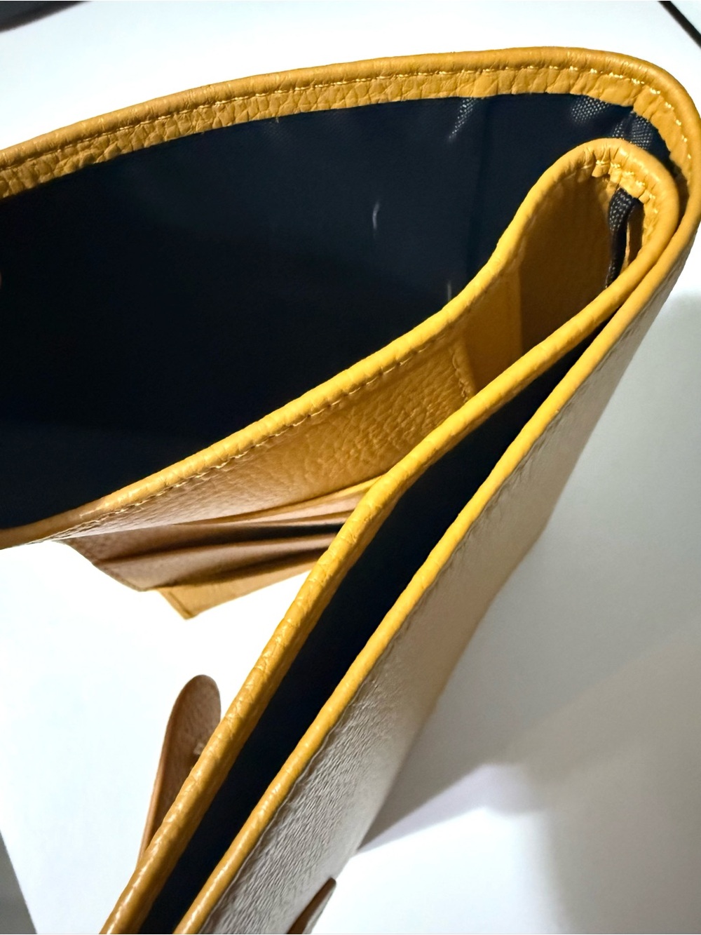Moterm Mustard Yellow A5 Notebook Cover - Picture 4 of 7